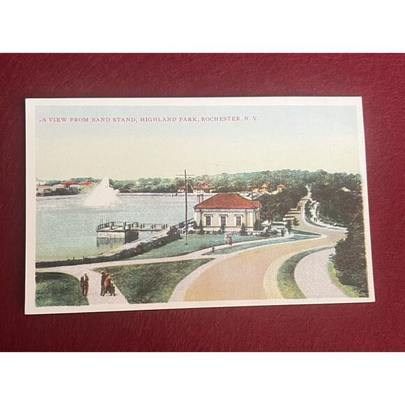 Postcard - A View‎ From Band Stand, Highland Park Rochester NY Unposted - Picture 1 of 2